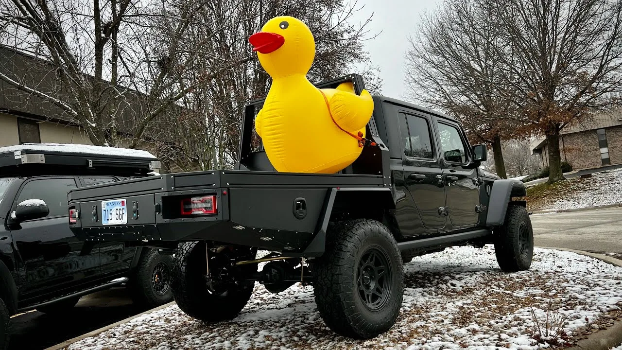 Flatbed Build on a 2023 Jeep Gladiator Rubicon