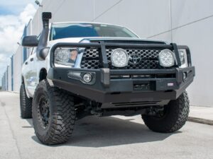 Dobinsons 4x4 Black Deluxe Bull Bar – Toyota 2nd Gen Tundra (2014-2021)(BU59-5558)