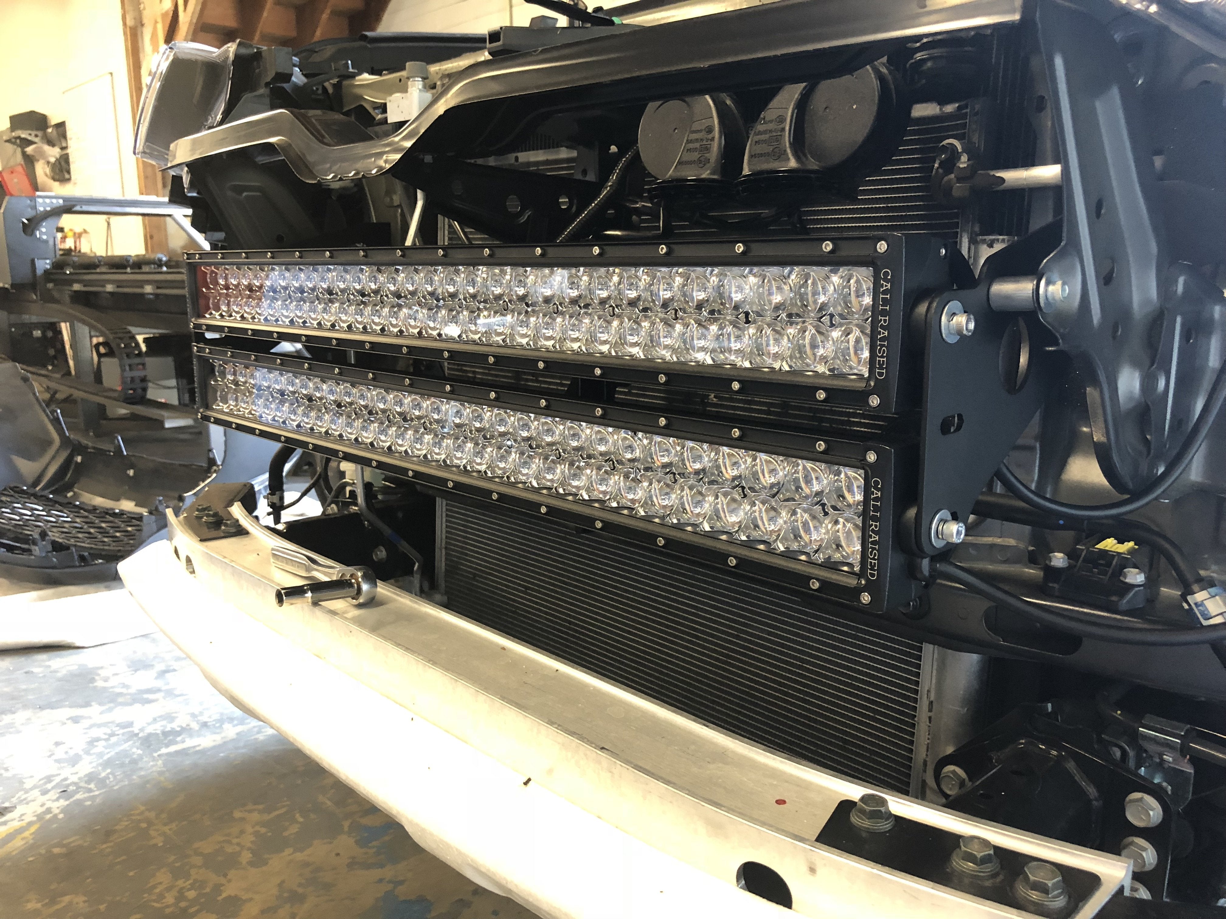 4runner LED bar behind grill